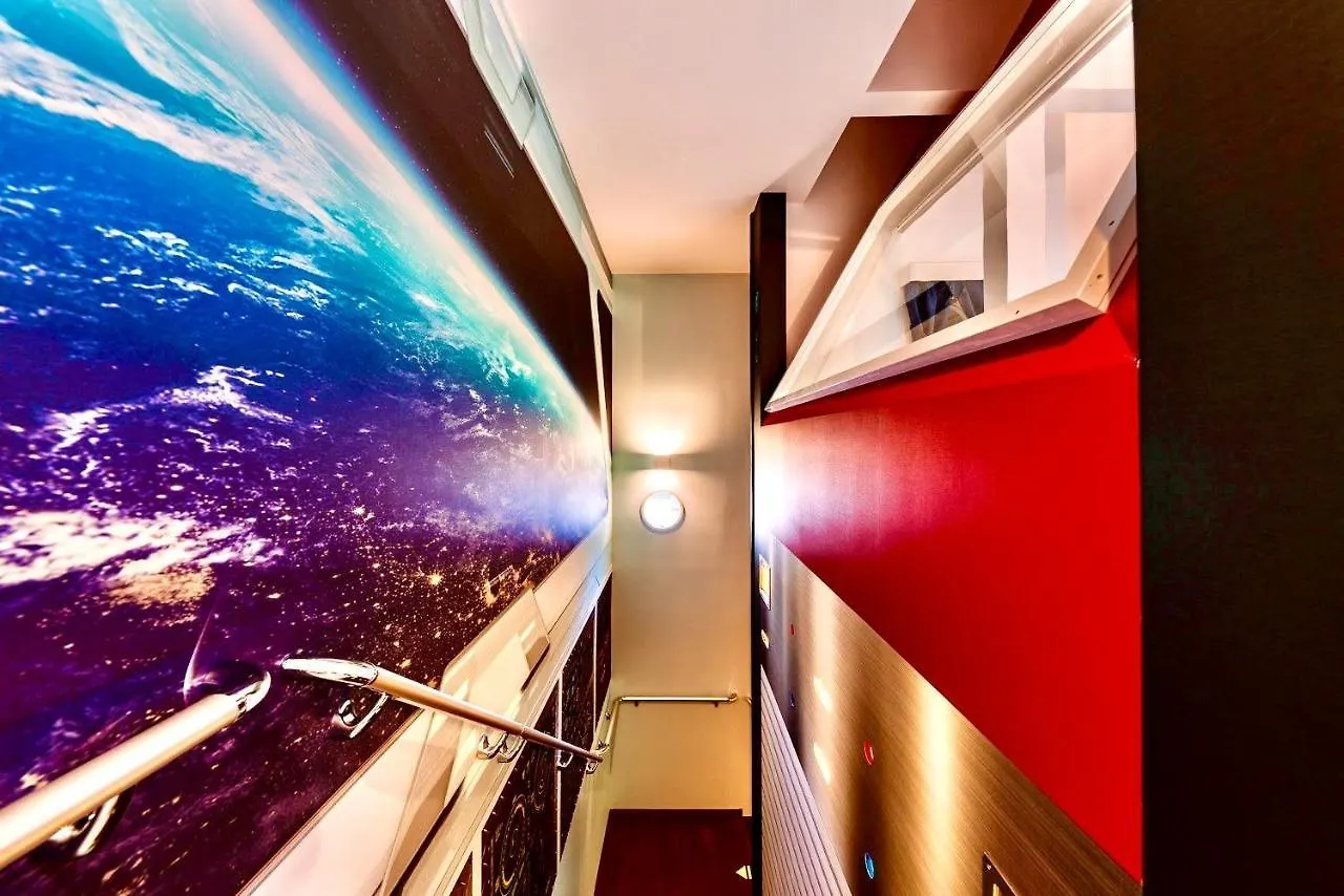 Guest House Discovery Ship / Vacation Stay 61187 京都市 0*,